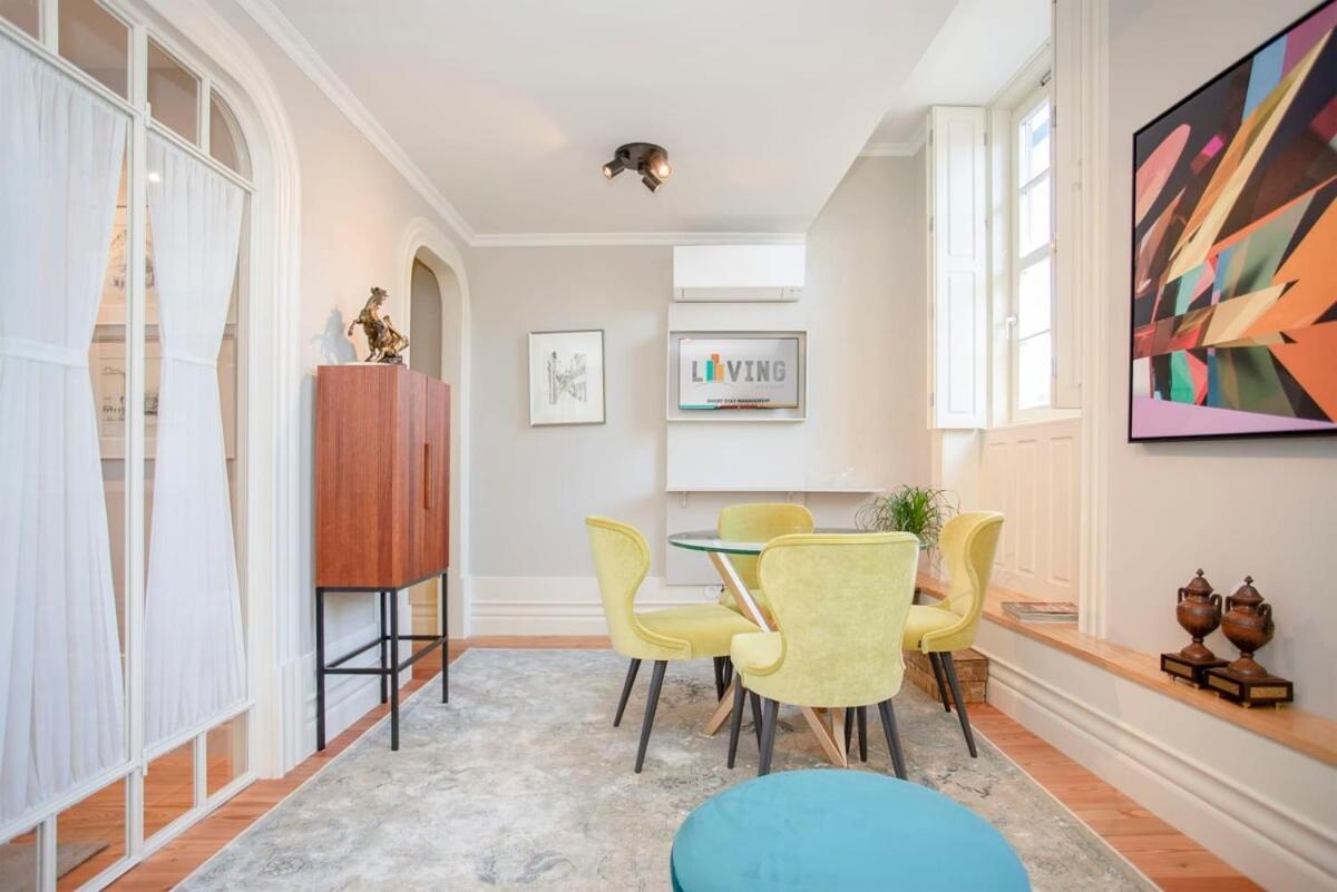Liiiving In Porto - Cedofeita Charming Apartment Bagian luar foto