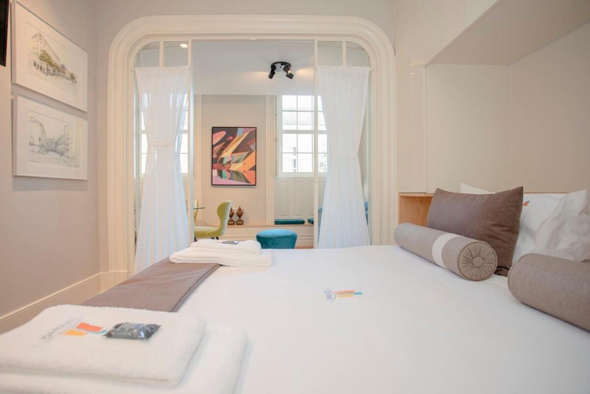 Liiiving In Porto - Cedofeita Charming Apartment Bagian luar foto
