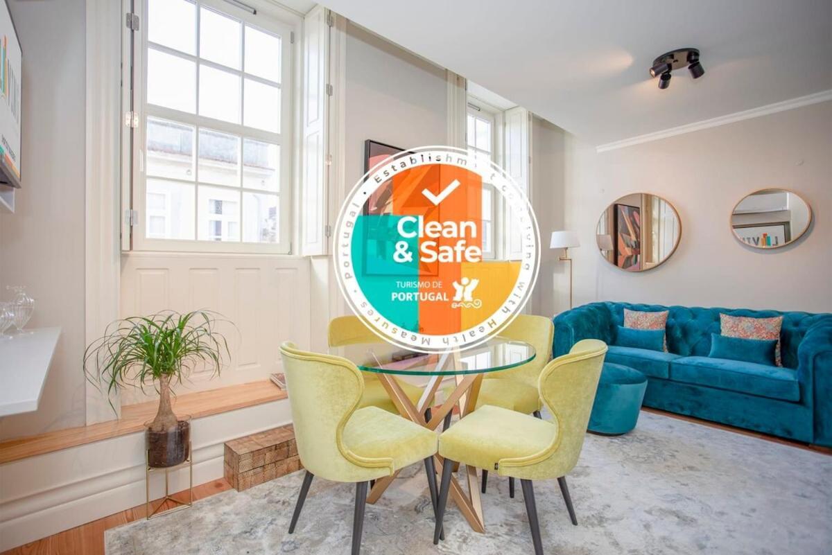 Liiiving In Porto - Cedofeita Charming Apartment Bagian luar foto