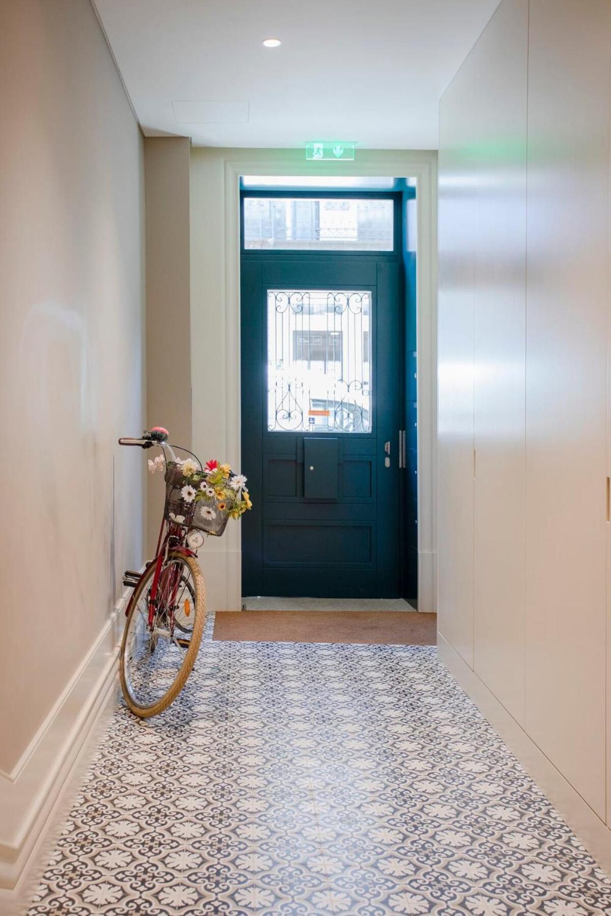 Liiiving In Porto - Cedofeita Charming Apartment Bagian luar foto